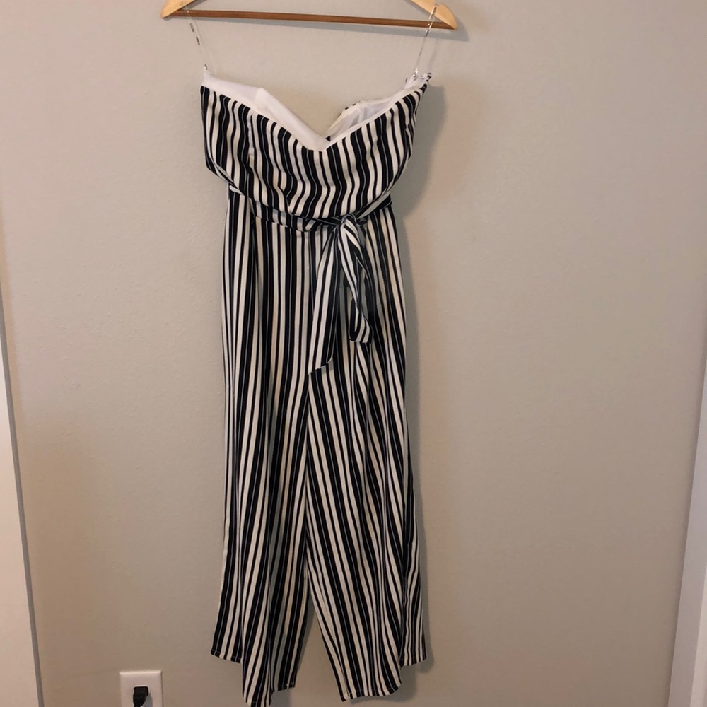 Stripped black & white jumper